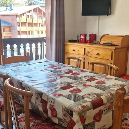 Cosy 4/6 Pers, Balcon Est, Centre-station, Proche Pistes Et Commerces - Fr-1-265-193 Apartment *