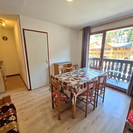 Cosy 4/6 Pers, Balcon Est, Centre-station, Proche Pistes Et Commerces - Fr-1-265-193 Apartment